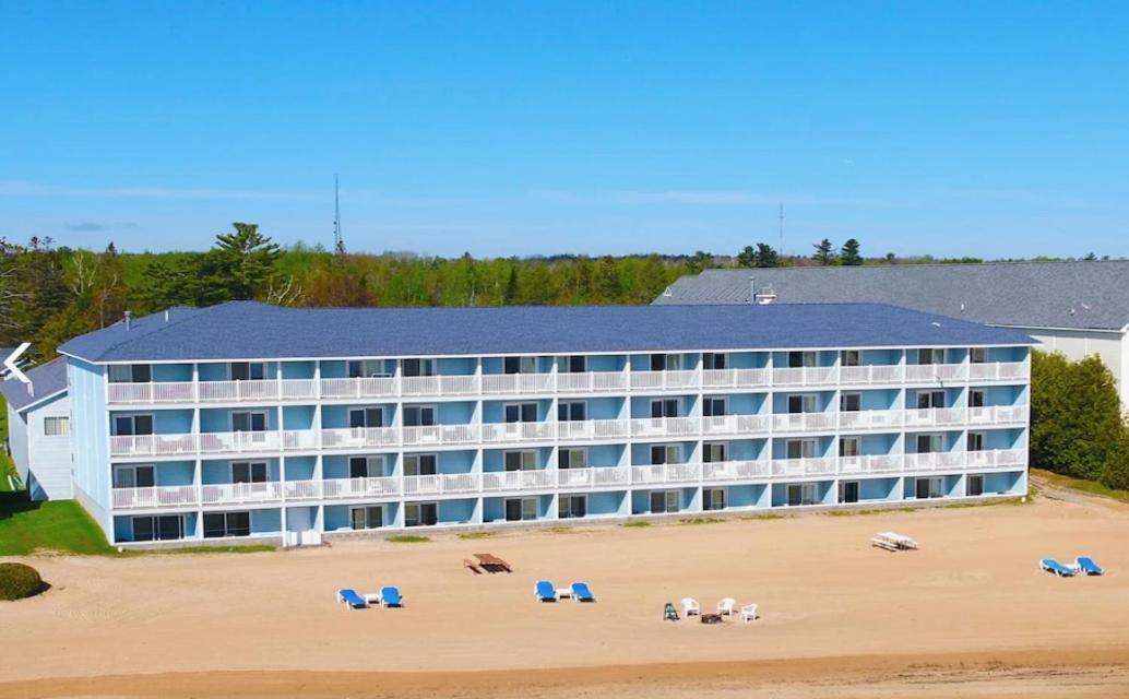 Great Mackinaw Beachfront Hotel 麦基诺城 外观 照片